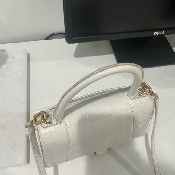 BALENCIAGA HOURGLASS SMALL HANDBAG CROCODILE WHITE W GOLD (dust bag too) - Picture 7 of 11